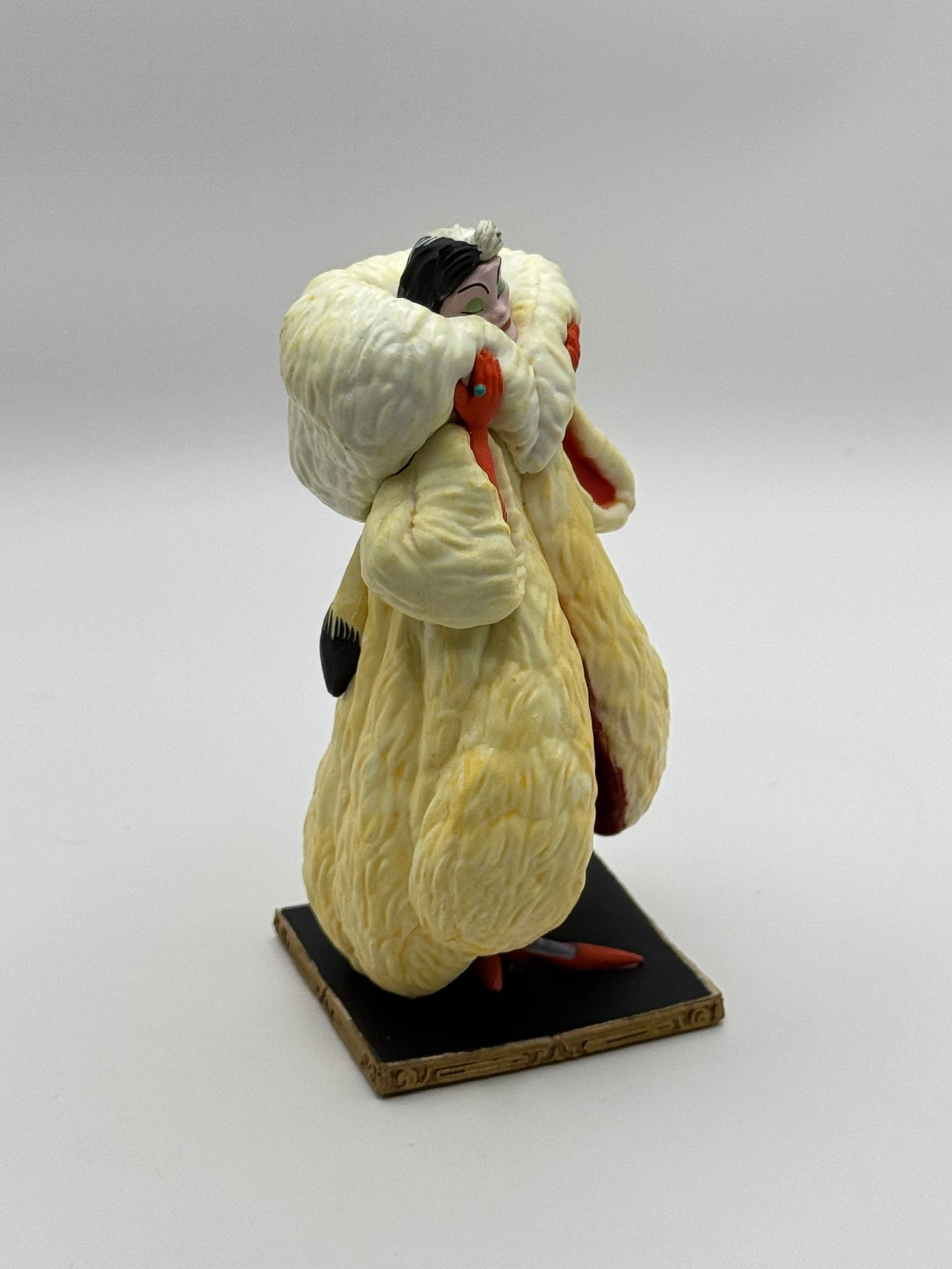 Disney Villains: Cruella DeVil